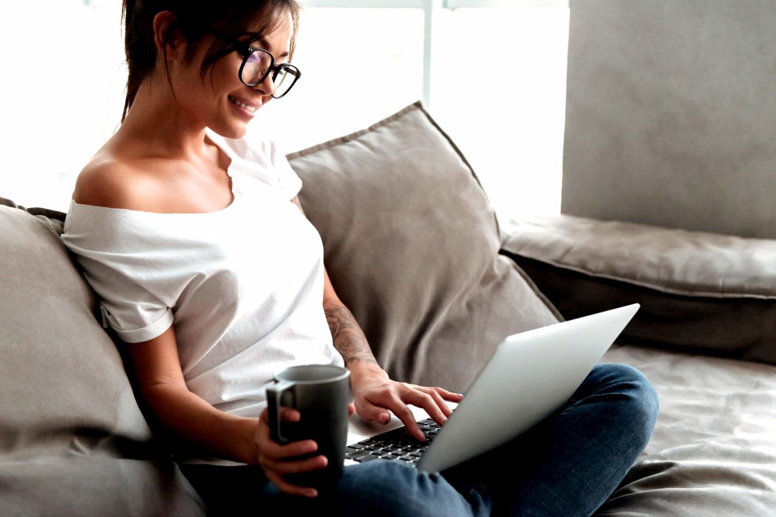 Dettaglio tecnico di precisione nel taglio professionale